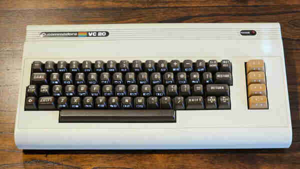 Commodore VC-20 Computer