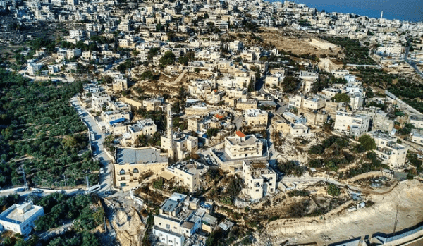 The Umm Tuba neighborhood in southeast Jerusalem. 650 housing units for Jews will be built mere meters away from the homes of the residents of the Palestinian neighborhood.
