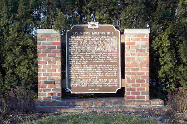Wisconsin Historical Marker for the Bayview Massacre. CC BY-SA 3.0, https://en.wikipedia.org/w/index.php?curid=5133630