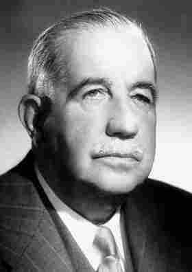Léon Jouhaux, Nobel Peace Prize 1951, in a suit and tie, with thin gray hair and mustache. By Unknown author - http://www.nobelprize.org/nobel_prizes/peace/laureates/1951/, Public Domain, https://commons.wikimedia.org/w/index.php?curid=18347640