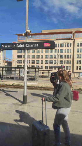 Le quai de la gare de Marseille Saint Charles