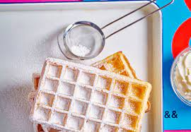 Brussels style waffle
(is served with powdered sugar)
