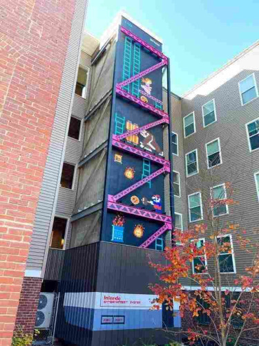 building decorated like a donkey Kong level 