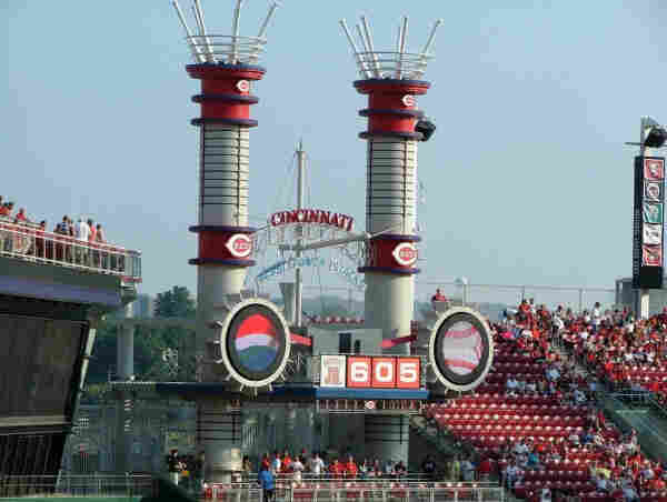 A 2008 photo of the steamboat smokestacks at Great American Ballpark in Cincinnati, Ohio.