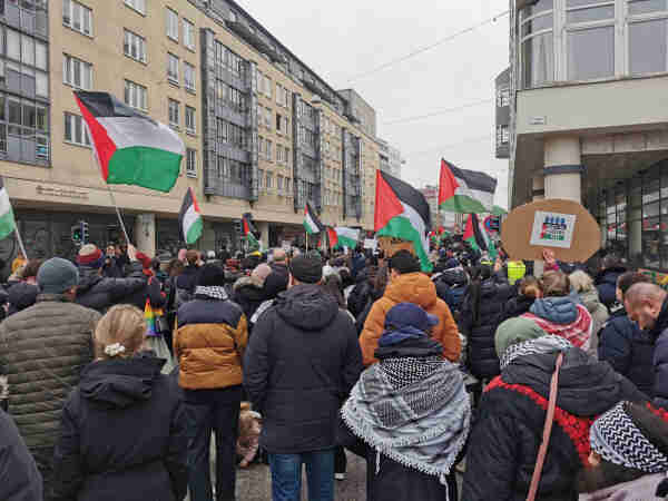 march for Palestine, Malmö
Palestinian flags, and keffyiehs in windy Malmö.