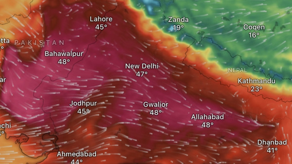 ECMWF modeled temperatures for 09:00 UTC 5/28 showing temperatures near 50°C from south of Bahawalpur to near Dhanbad with westerly winds along the front of the Himalaya.
