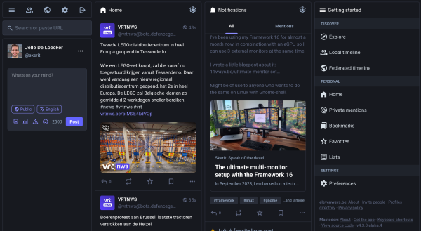 A new dark theme for Mastodon: gone are the subtle background color changes of the columns, instead everything has the same background colour, and there is a heavier use of borders.